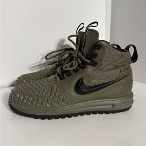 Nike Lunar Force 1 Duckboot 17 Medium Olive Hiking Trail Shoes Mens Size 8.5
